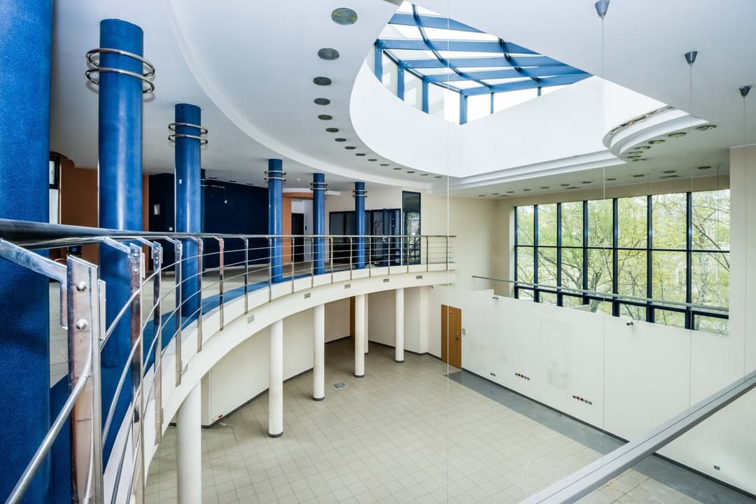 Silver Office Co-working