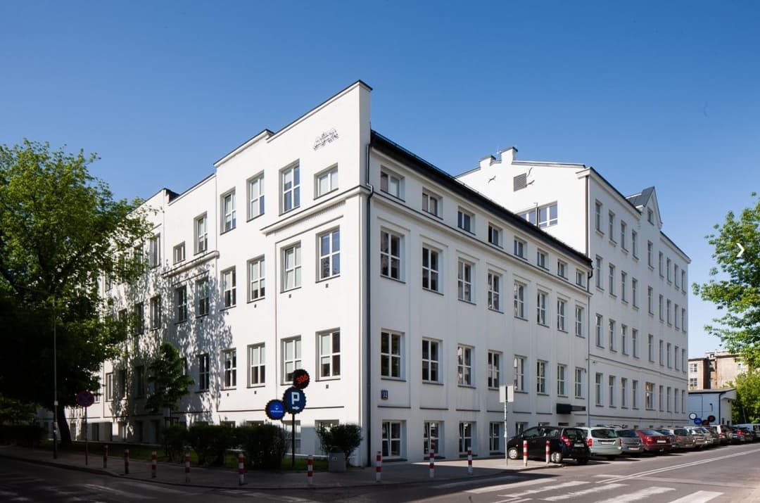 PRAGA 306 - Budynek F