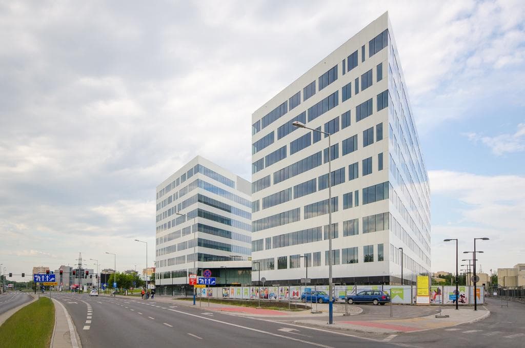 Kapelanka 42 - Budynek A