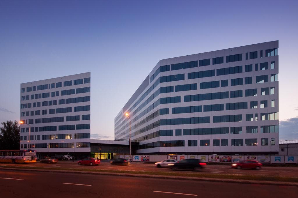 Kapelanka 42 - Budynek A