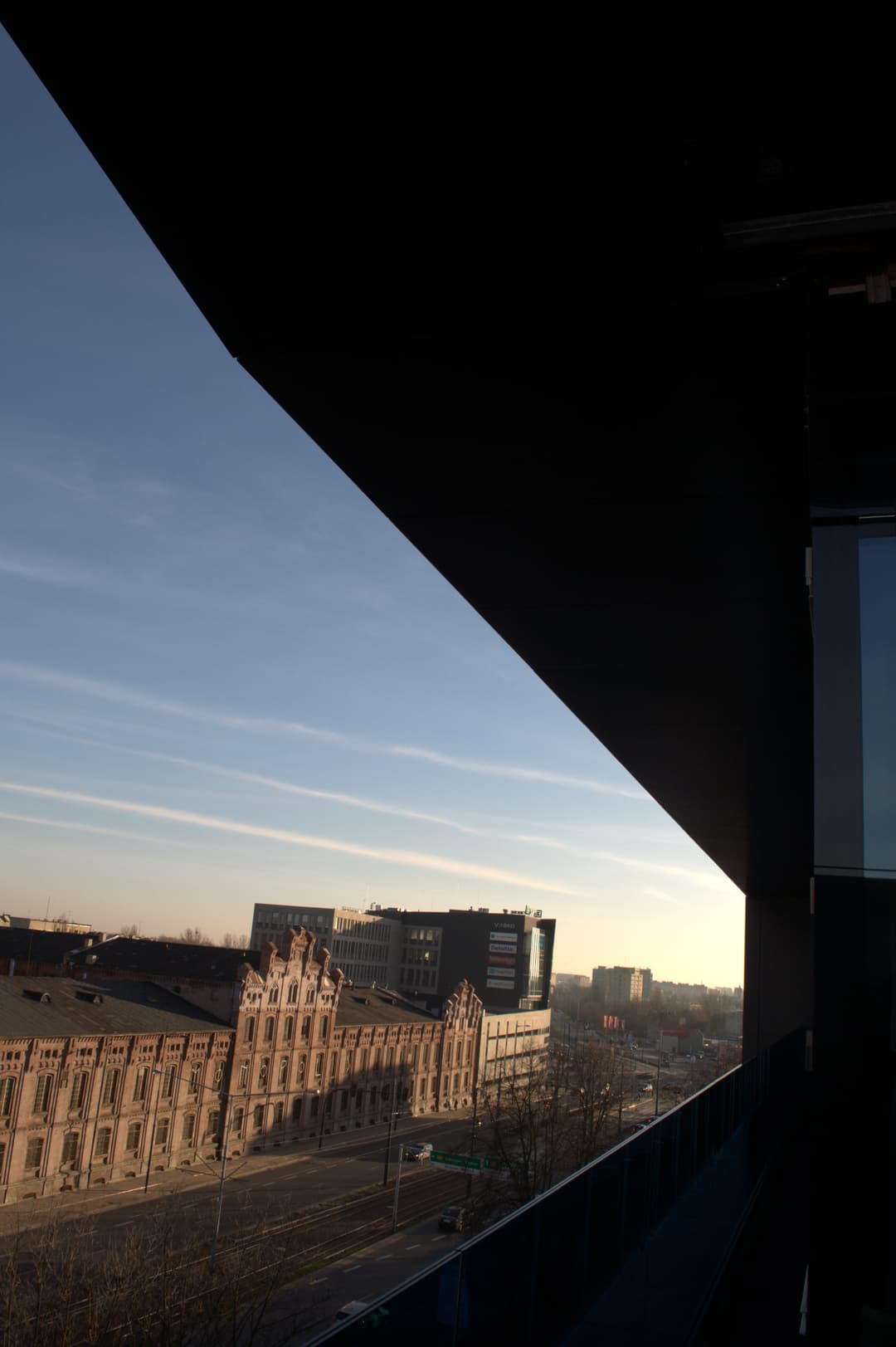 Centrum Biznesu Kopcińskiego 79