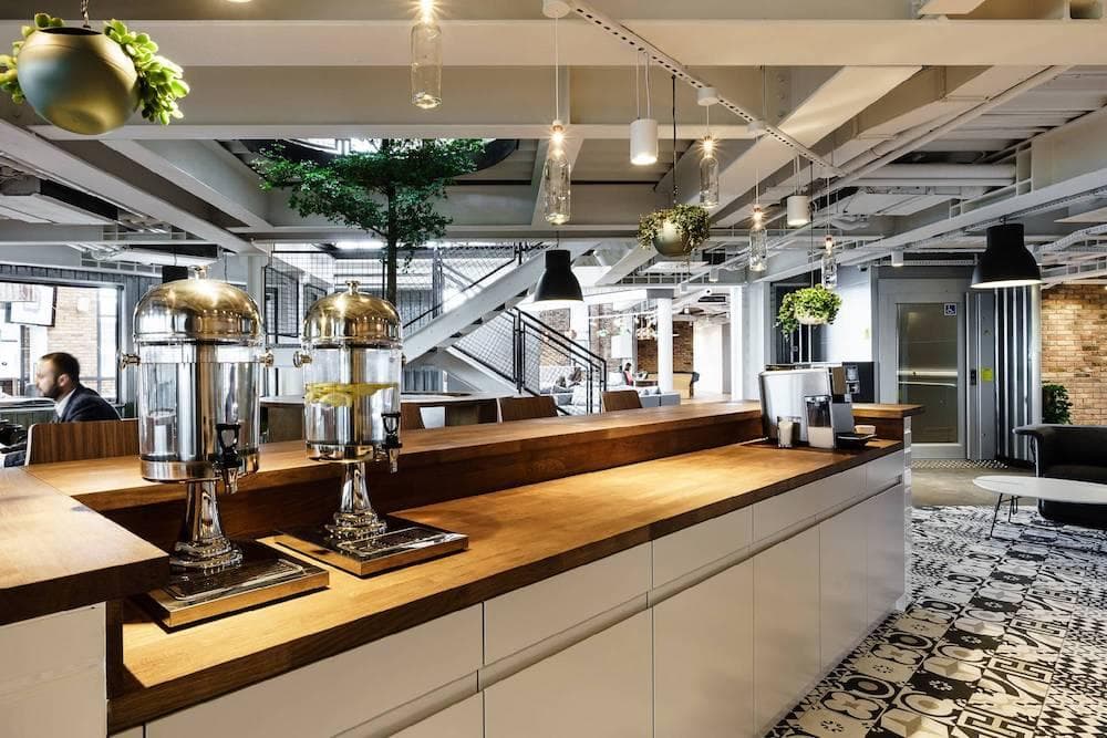 Brain Embassy Jerozolimskie