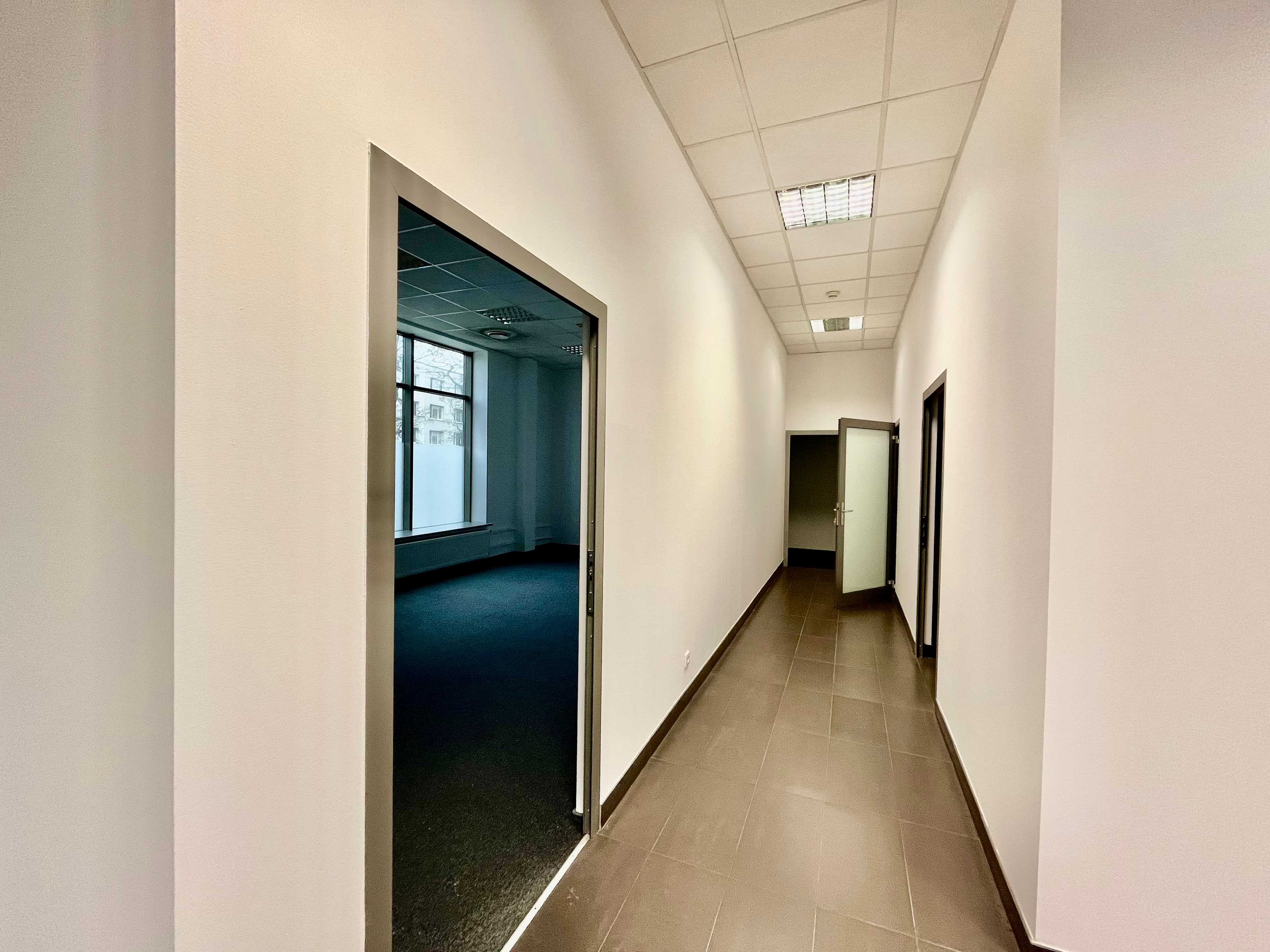 Biuro 200 m²