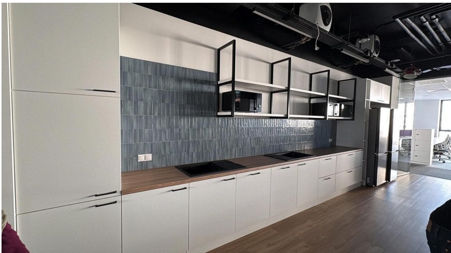 Biuro 2064 m²