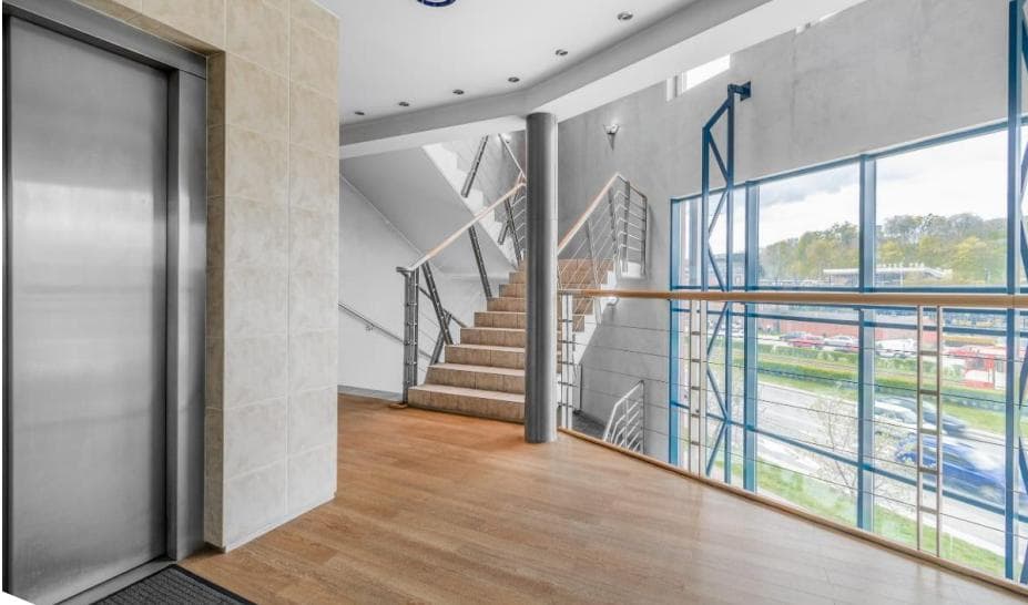 Biuro 225 m²