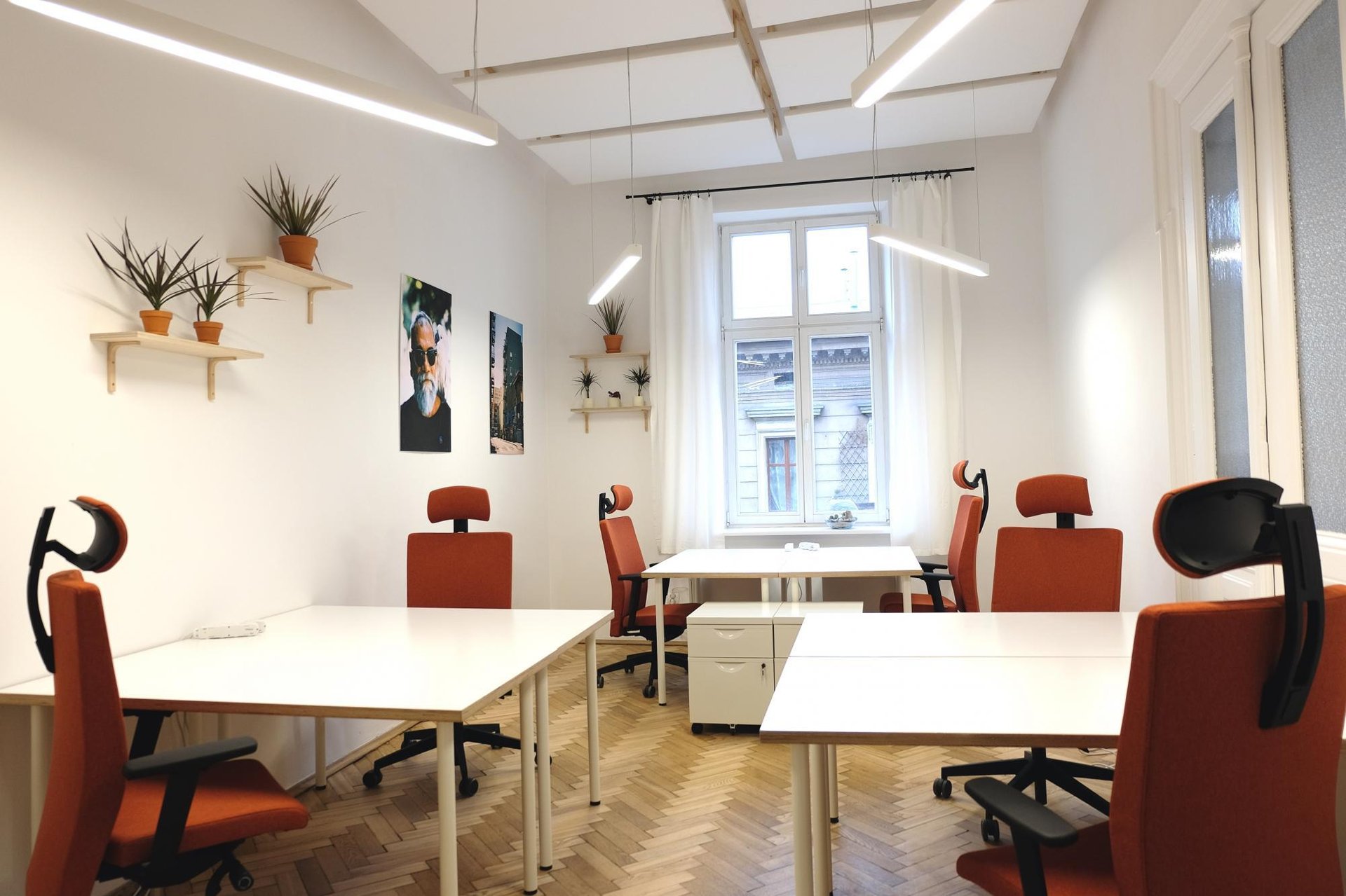 Office for 6 pers. in Kalafiornia Coworking & Offices