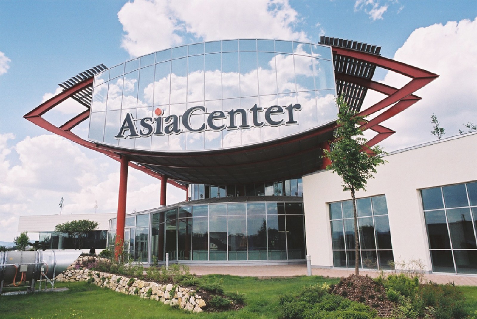 AsiaCenter Irodaház és Bevásárlóközpont